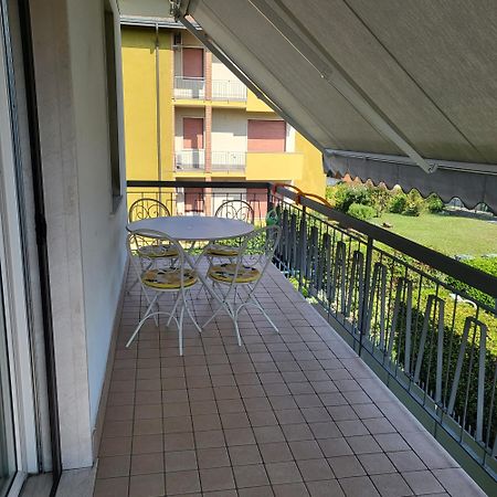 Villa Azdora Πεσκιέρα ντελ Γκάρντα Εξωτερικό φωτογραφία