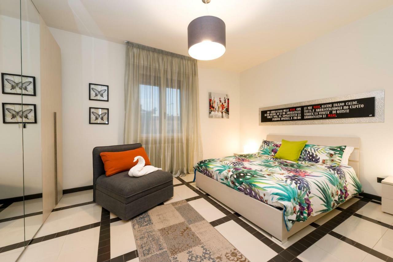 Villa Azdora Πεσκιέρα ντελ Γκάρντα Εξωτερικό φωτογραφία