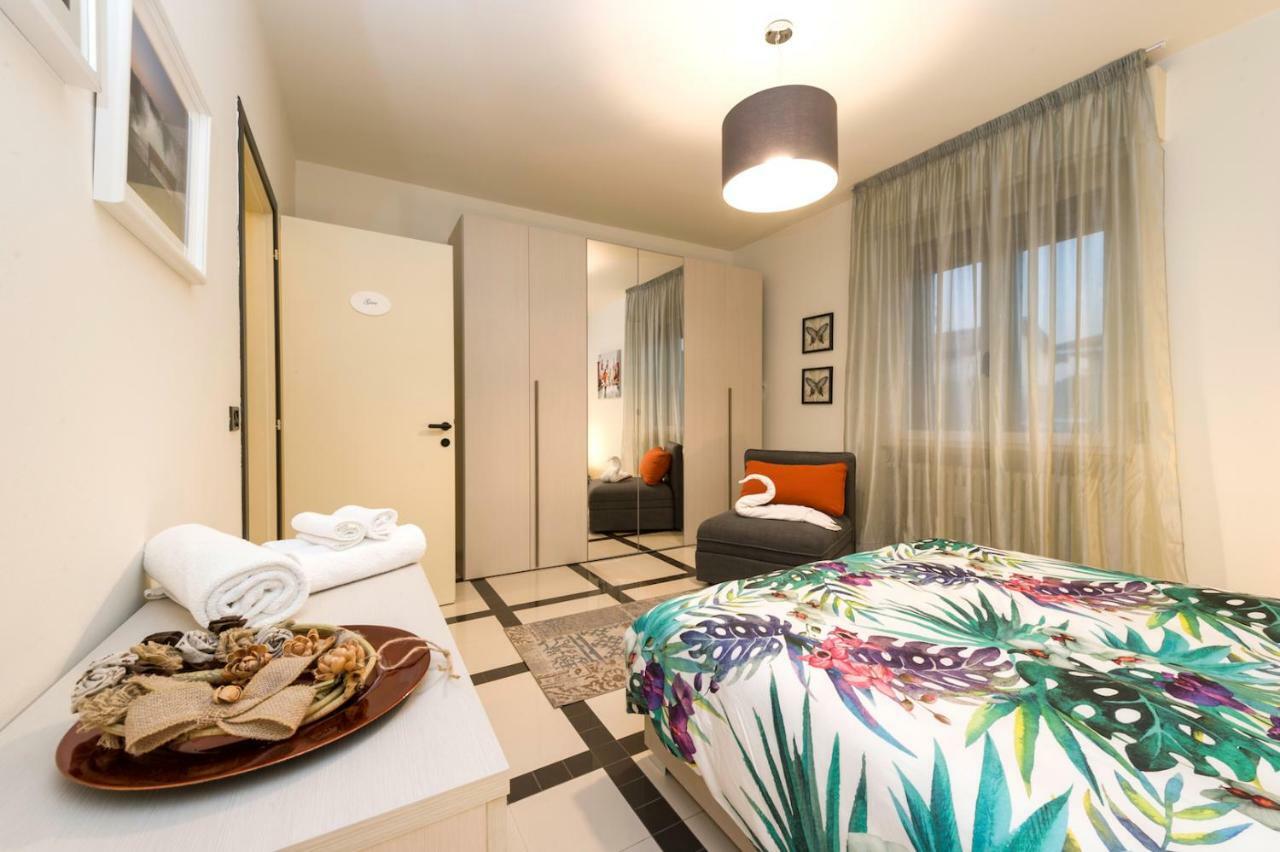 Villa Azdora Πεσκιέρα ντελ Γκάρντα Εξωτερικό φωτογραφία