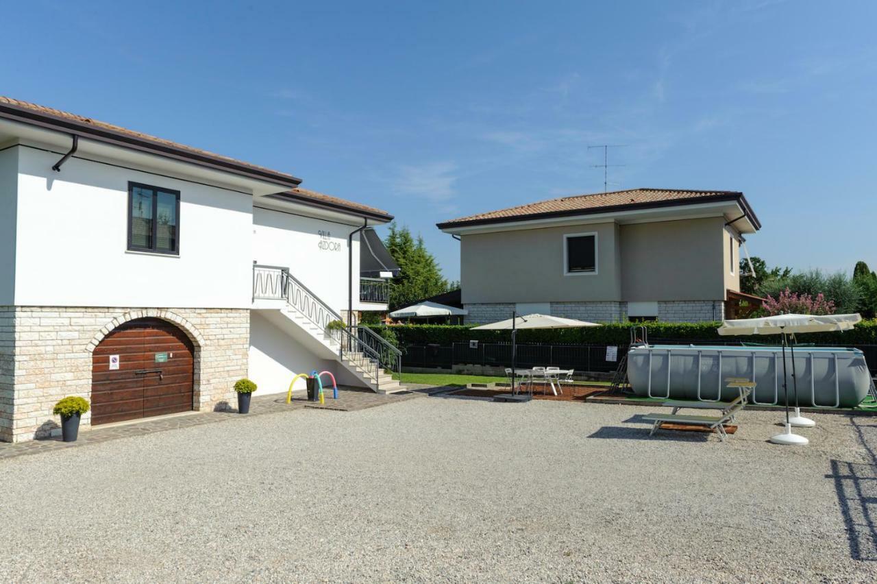 Villa Azdora Πεσκιέρα ντελ Γκάρντα Εξωτερικό φωτογραφία